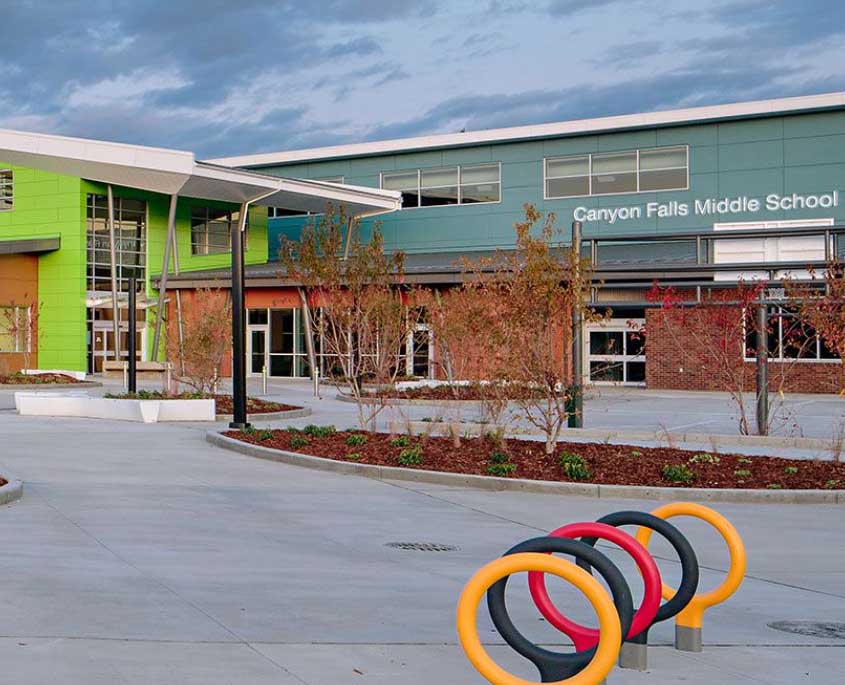 canyon falls middle school in upper mission kelowna bc