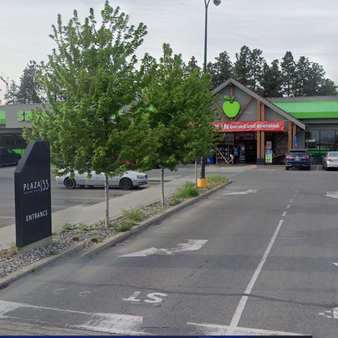 plaza 33 shopping in rutland